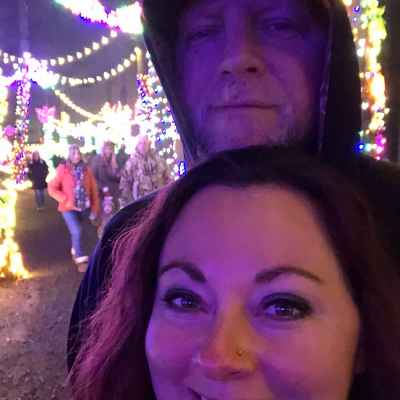 Meet your Posher, Mandie - Picture 2 of 5